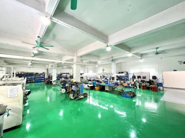 <b>公司生产线展示图</b>